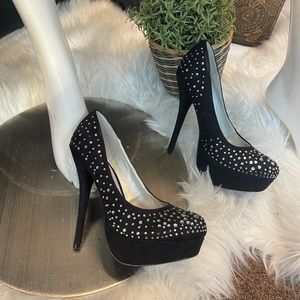 Black Heel❗️SALE❗️